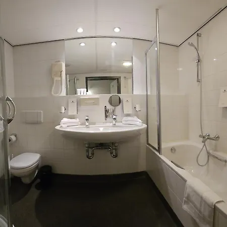 Hampshire - 's Gravenhof ホテル 4*